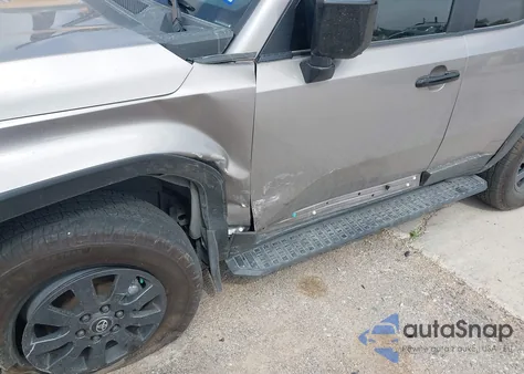 2024 Toyota Land Cruiser 1958/First Edition z USA, uszkodzony, nr VIN JTEABFAJ9RK003856